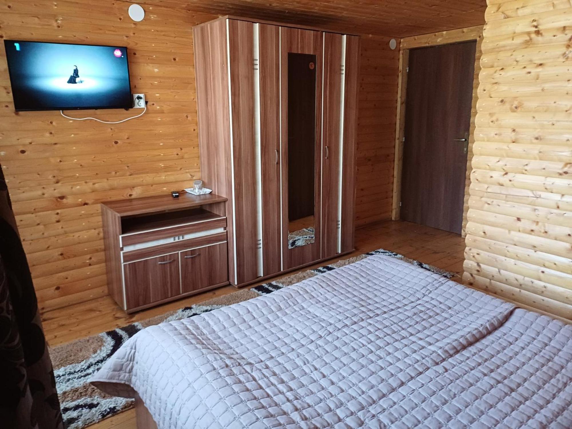 Hotel Casa Gherman Turda Esterno foto